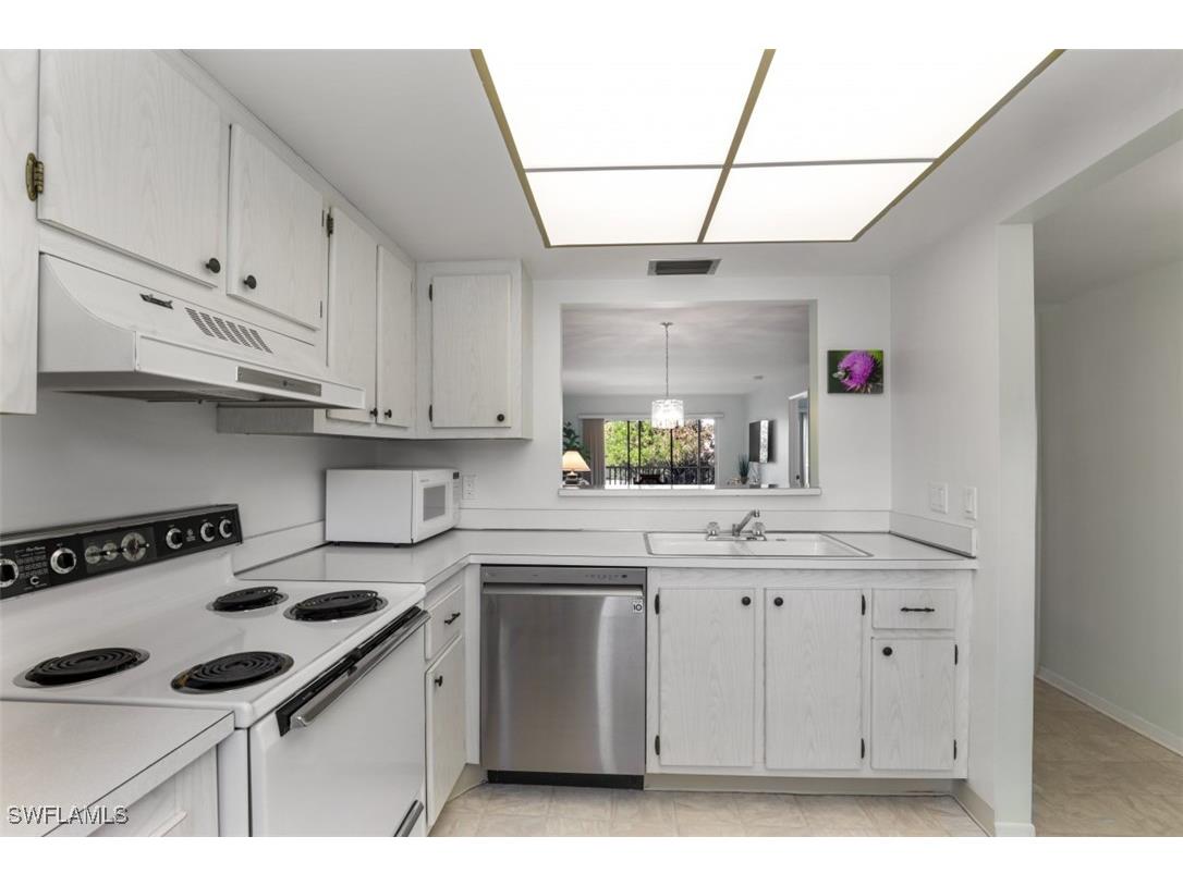 3150 Binnacle Drive #217 Naples FL 34103 225059677 image7