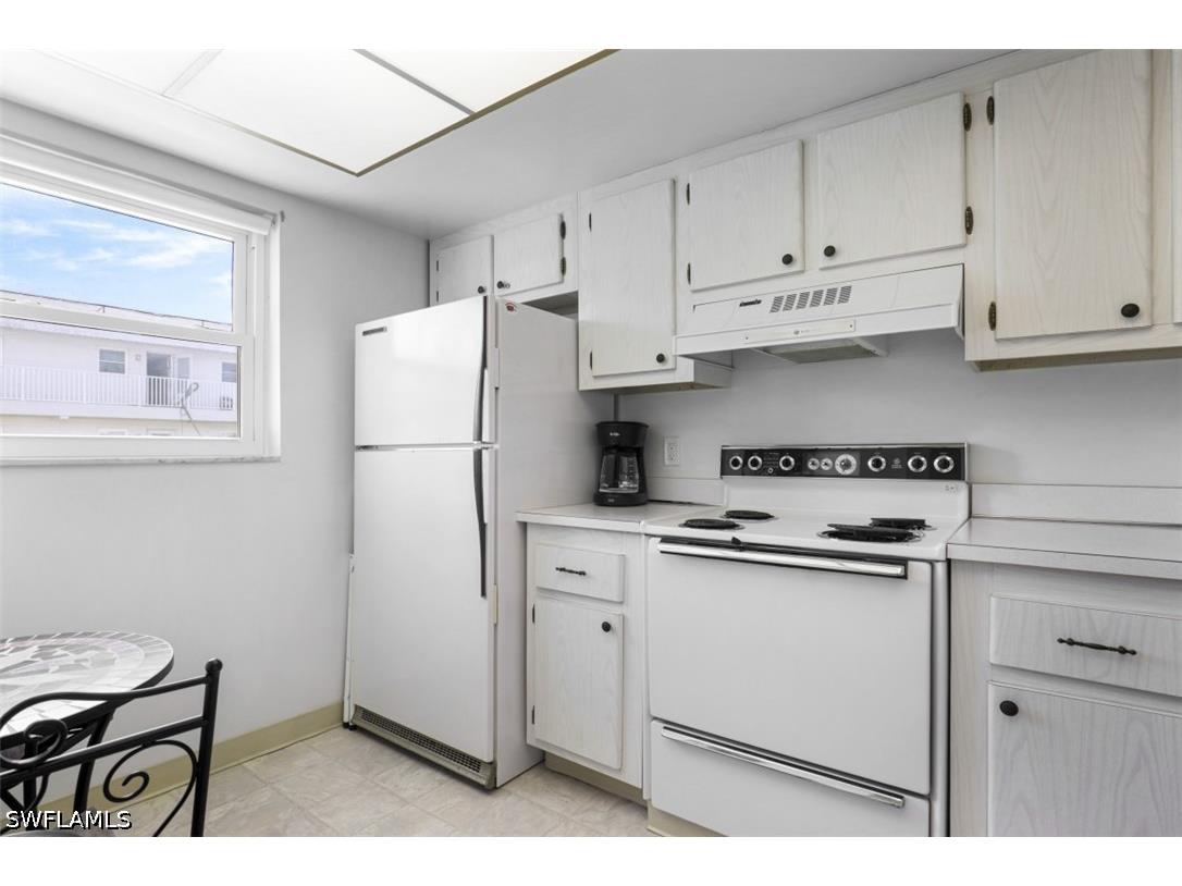3150 Binnacle Drive #217 Naples FL 34103 226021335 image6