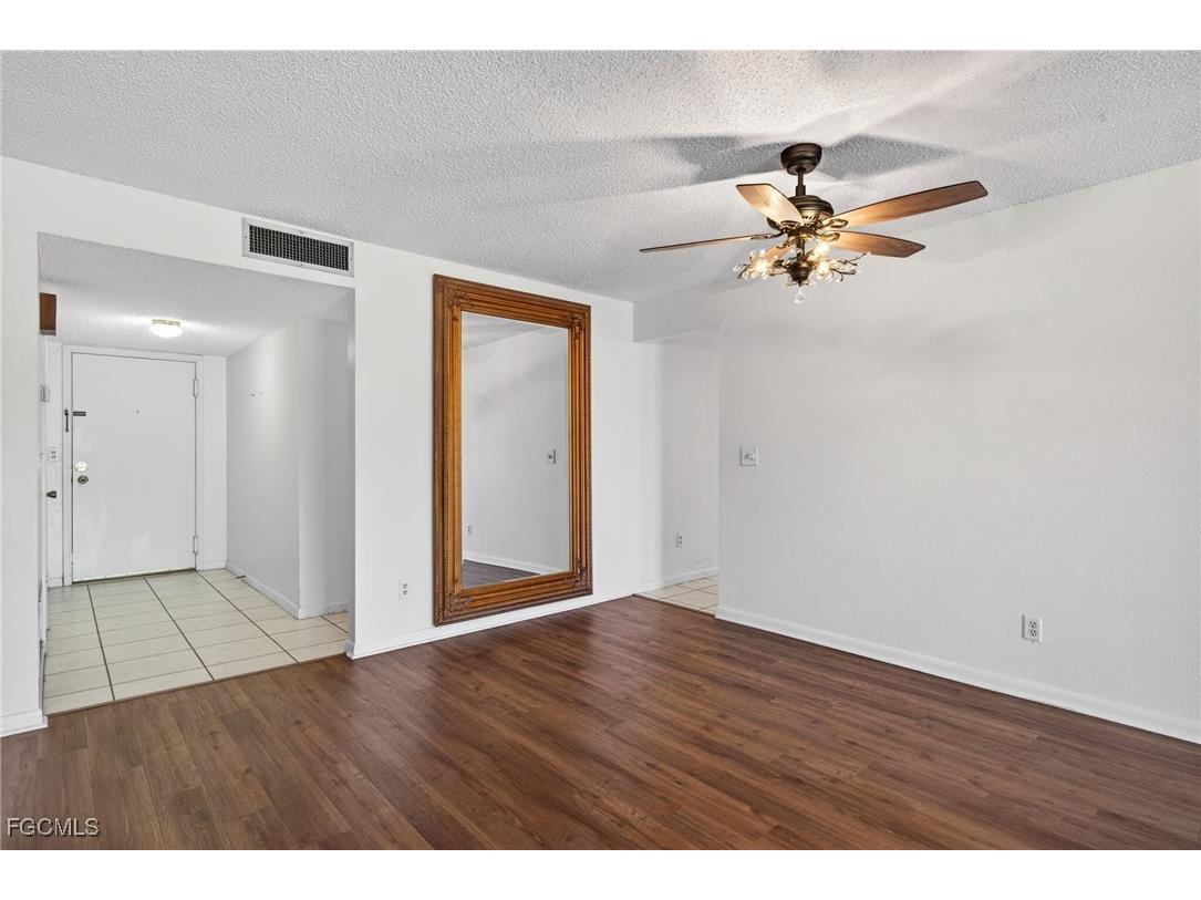 3150 Shorewood Lane #202 Fort Myers FL 33907 2026003117 image12