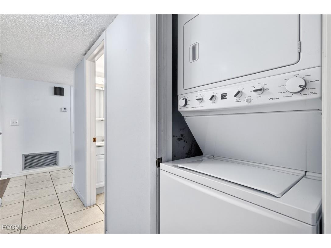 3150 Shorewood Lane #202 Fort Myers FL 33907 2026003117 image18