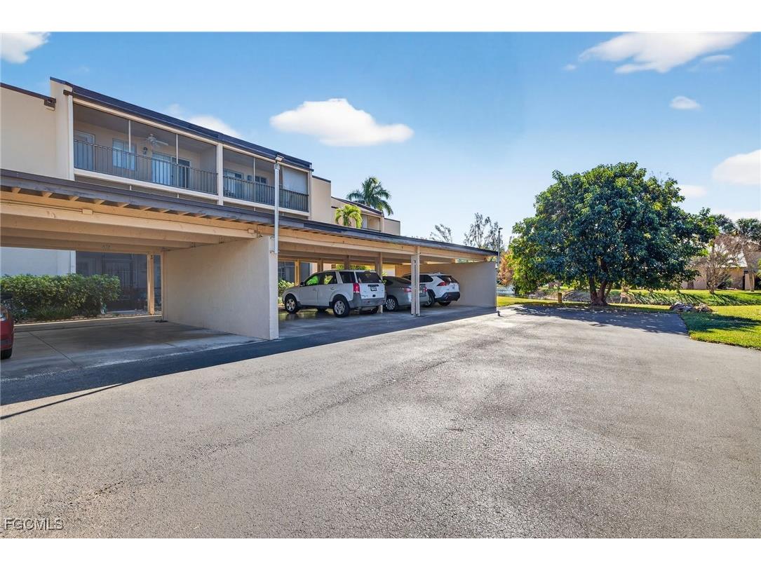 3150 Shorewood Lane #202 Fort Myers FL 33907 2026003117 image2