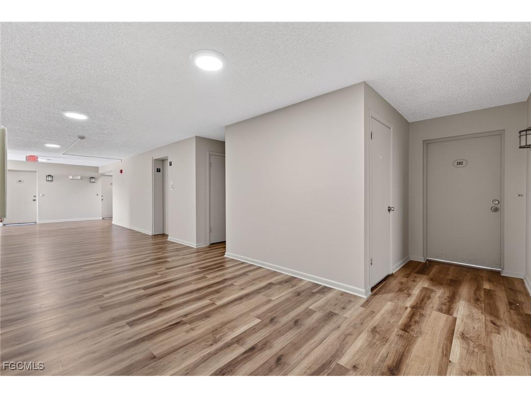 3150 Shorewood Lane #202 Fort Myers FL 33907 2026003117 image23