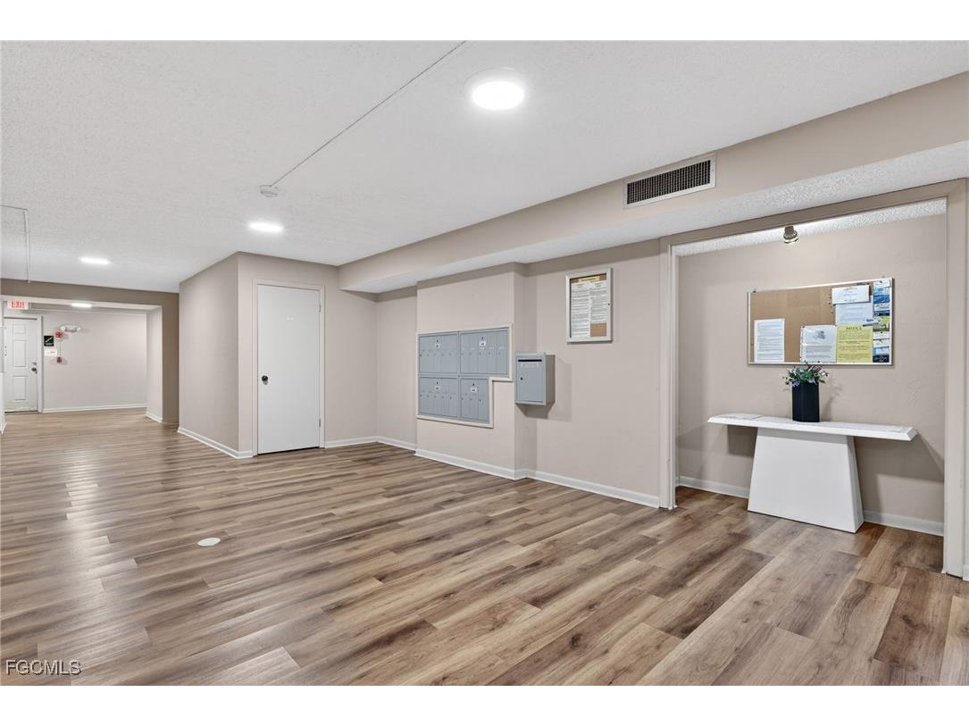 3150 Shorewood Lane #202 Fort Myers FL 33907 2026003117 image24