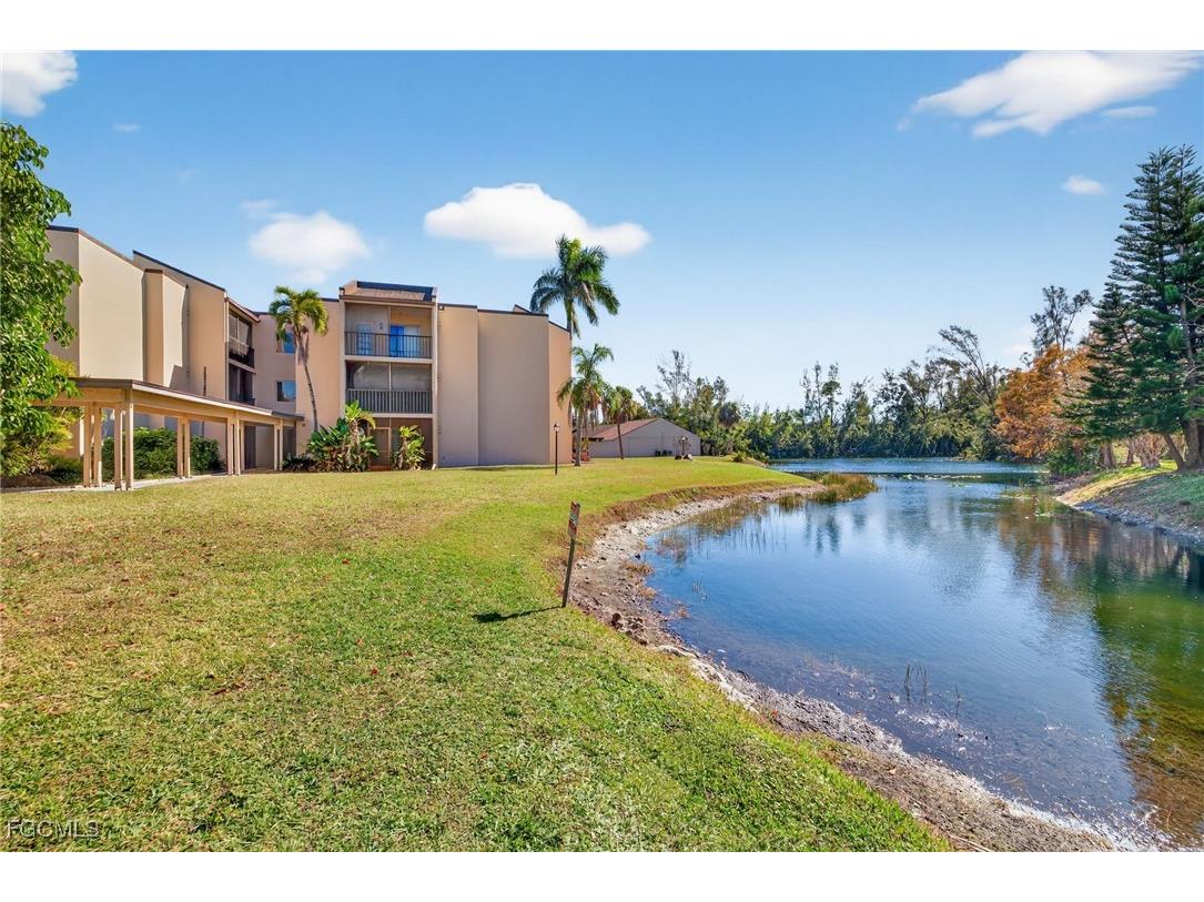 3150 Shorewood Lane #202 Fort Myers FL 33907 2026003117 image27