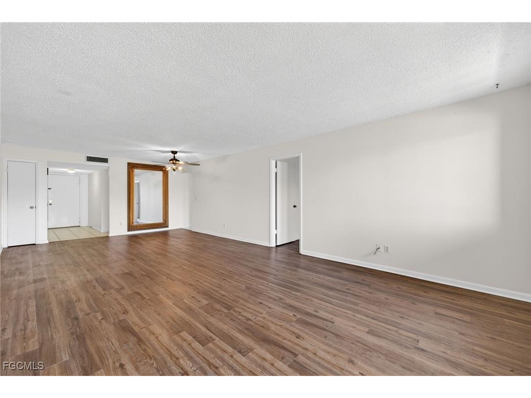 3150 Shorewood Lane #202 Fort Myers FL 33907 2026003117 image9