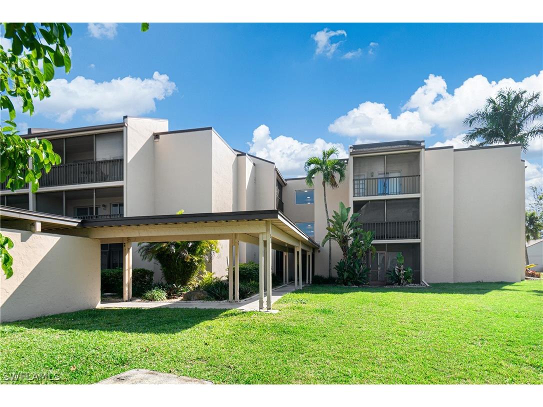 3150 Shorewood Lane #301 Fort Myers FL 33907 224021580 image1