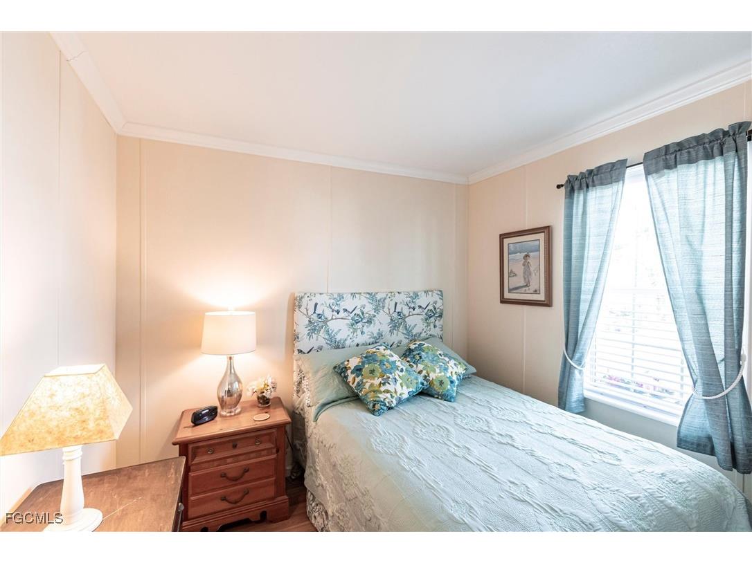 3152 Indian Village Lane North Fort Myers FL 33917 2025021716 image17