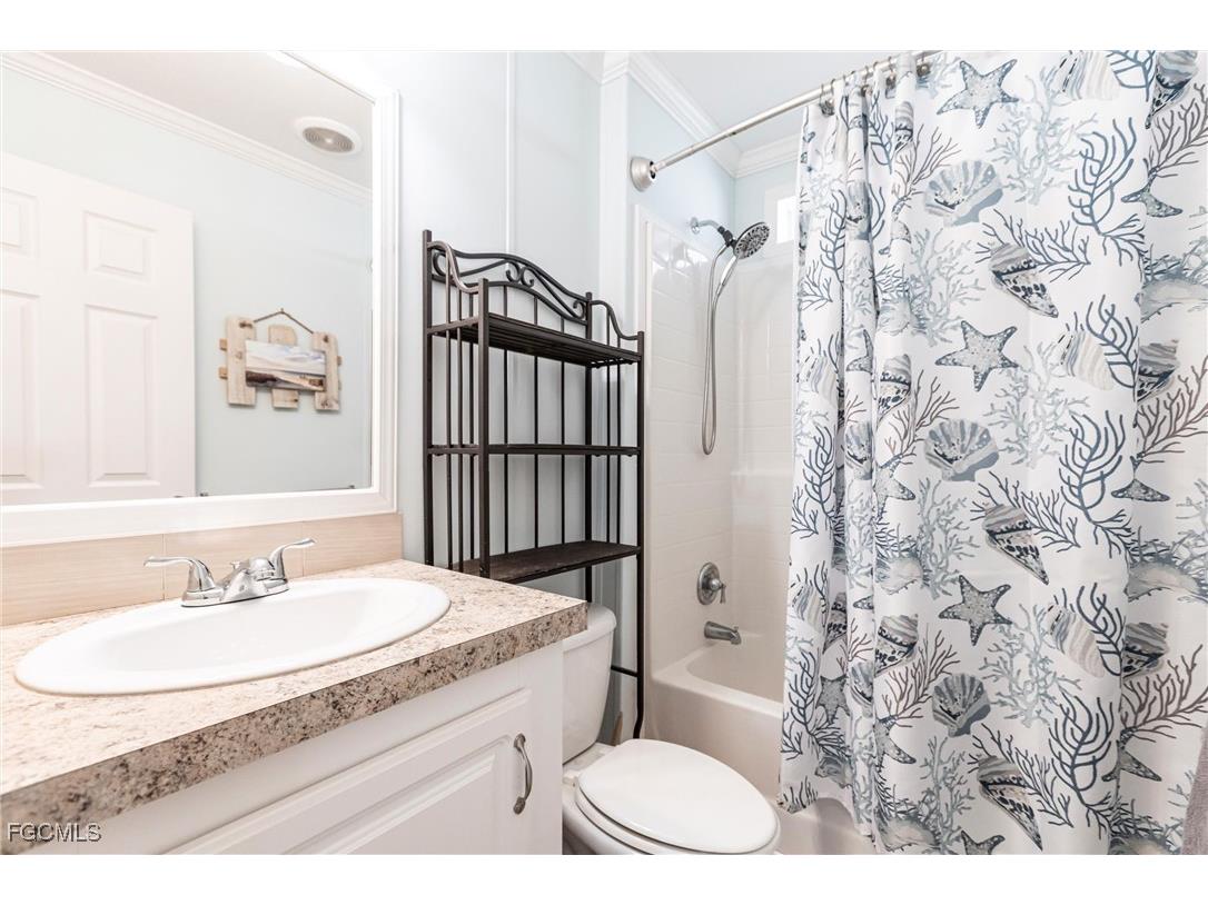 3152 Indian Village Lane North Fort Myers FL 33917 2025021716 image20