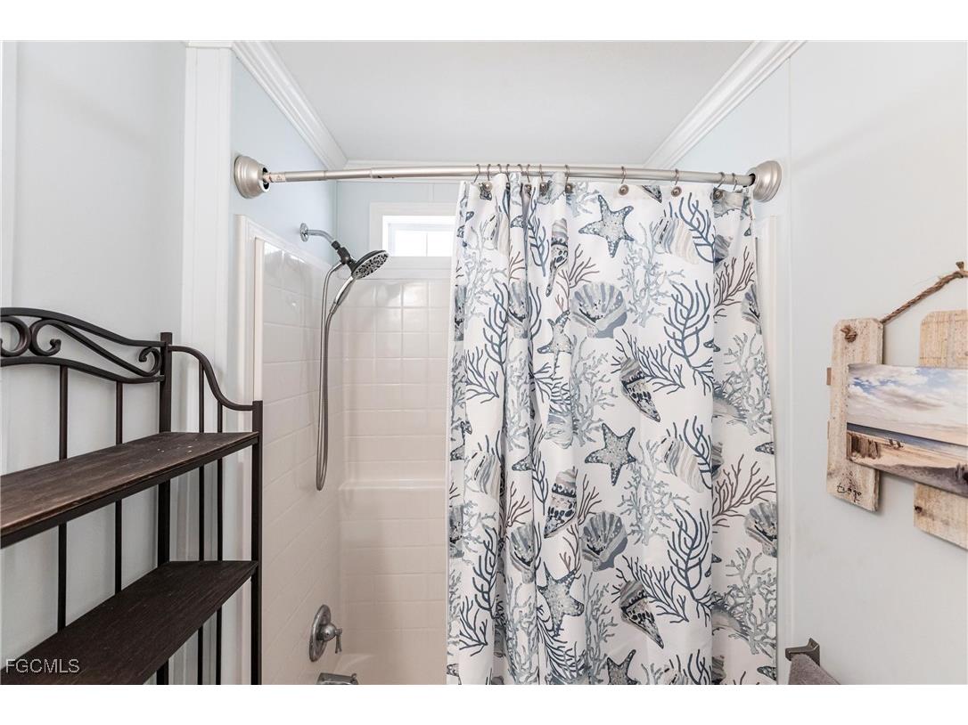 3152 Indian Village Lane North Fort Myers FL 33917 2025021716 image21