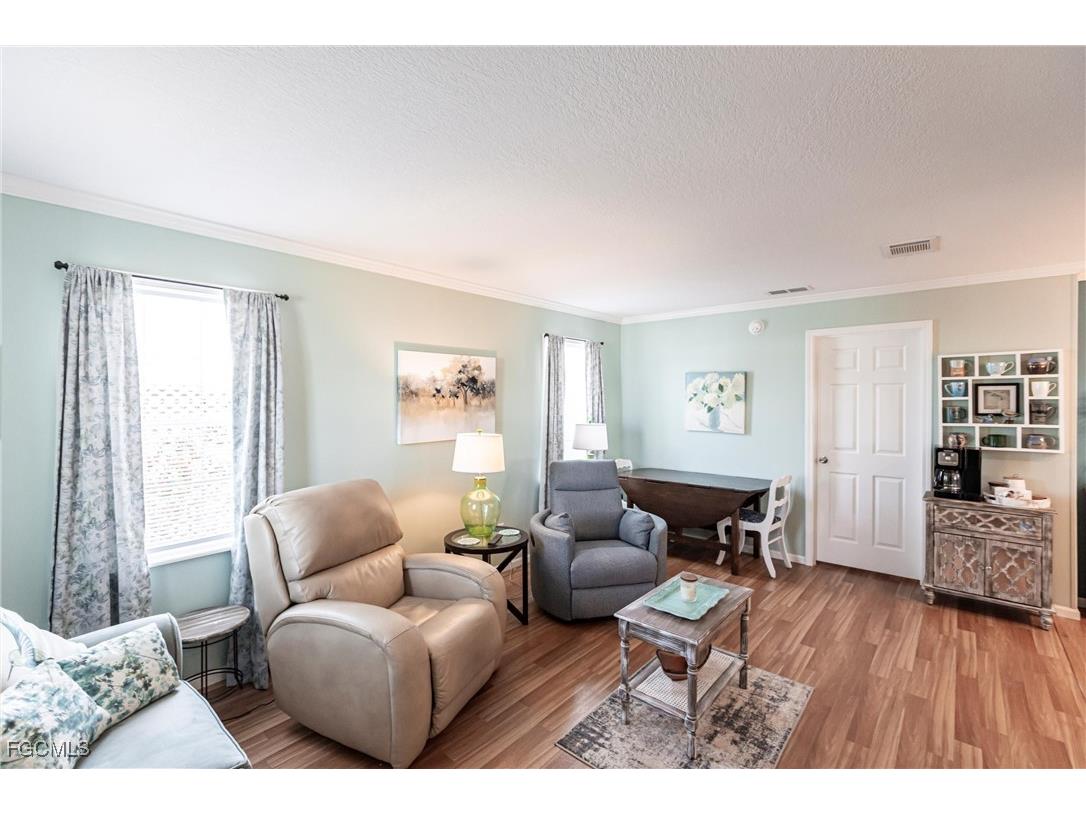 3152 Indian Village Lane North Fort Myers FL 33917 2025021716 image5