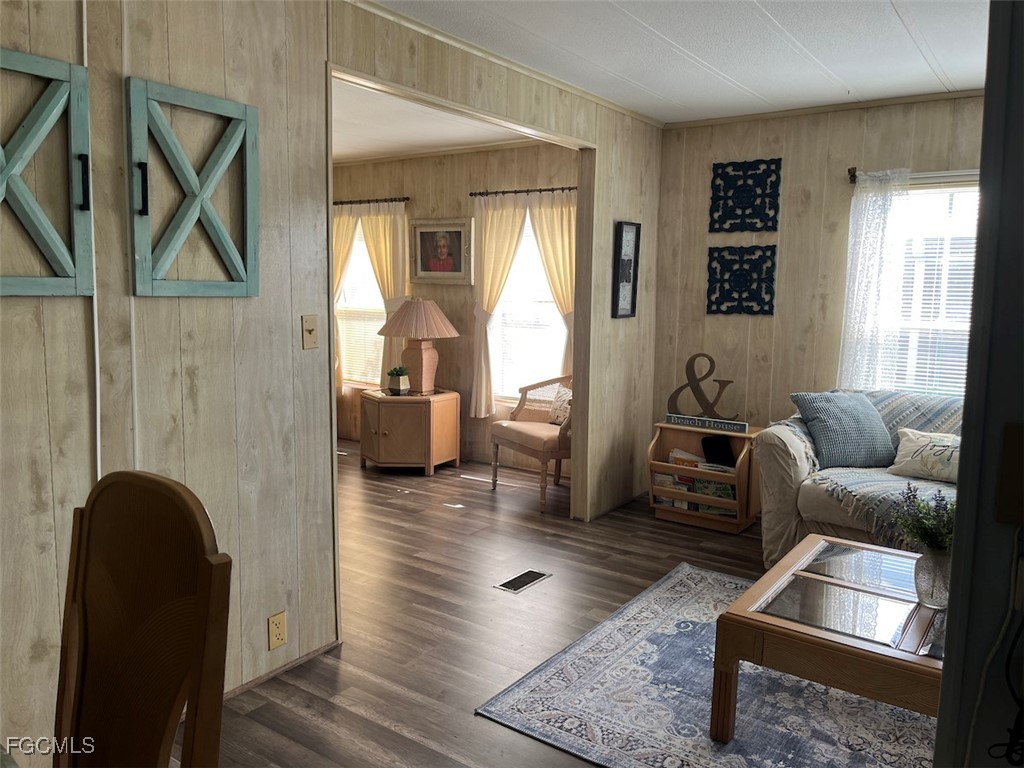 3153 Orchard Drive North Fort Myers FL 33917 2025003332 image13