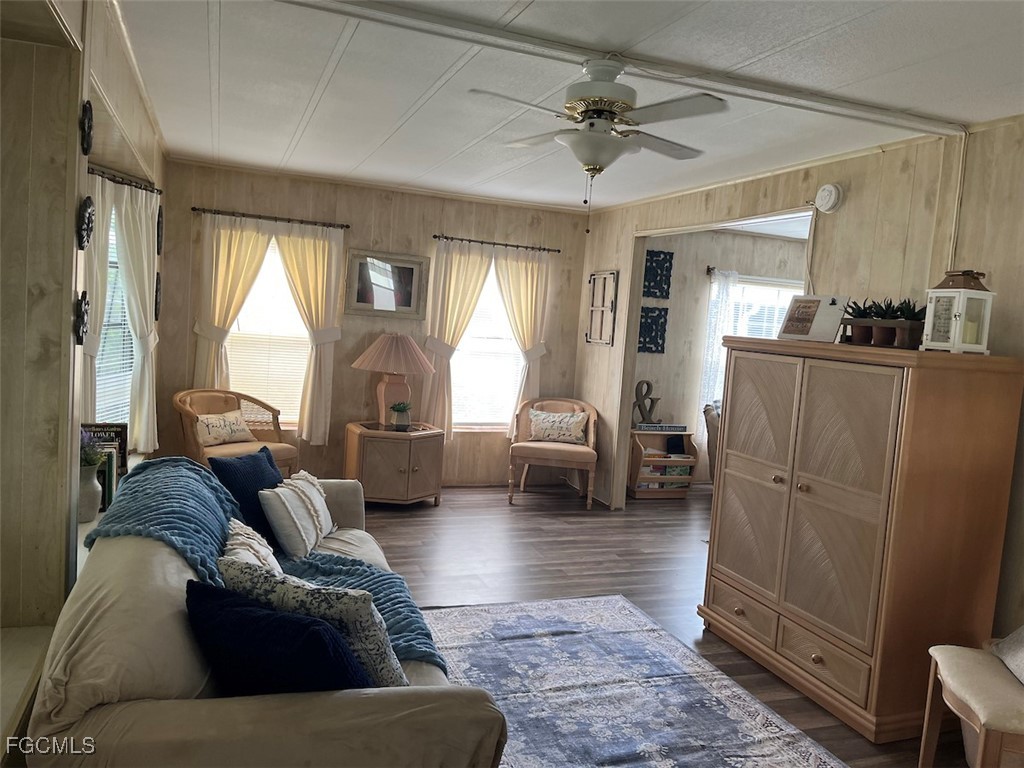 3153 Orchard Drive North Fort Myers FL 33917 2025003332 image18