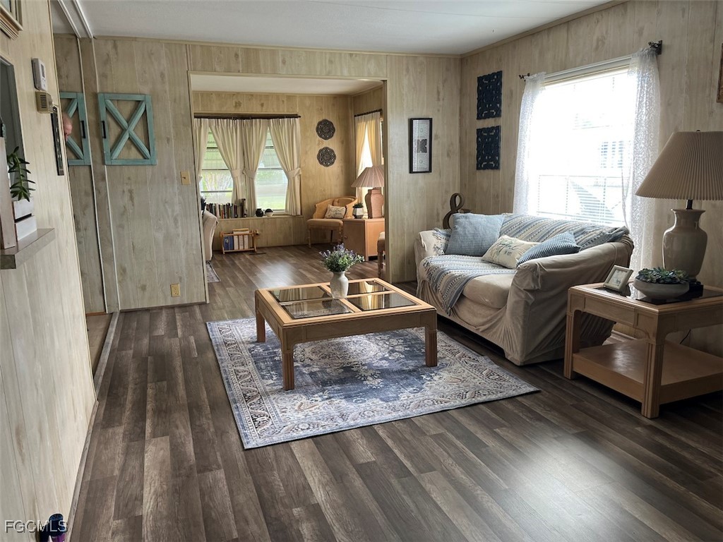 3153 Orchard Drive North Fort Myers FL 33917 2025003332 image23