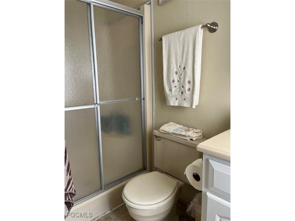 3153 Orchard Drive North Fort Myers FL 33917 2025003332 image34