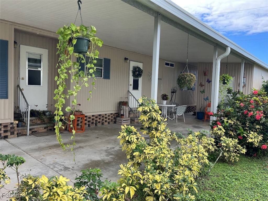 3153 Orchard Drive North Fort Myers FL 33917 2025003332 image4