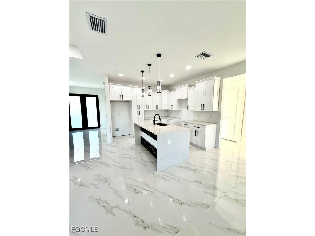 3155 Sunshine Boulevard Lehigh Acres FL 33971 2026003407 image10