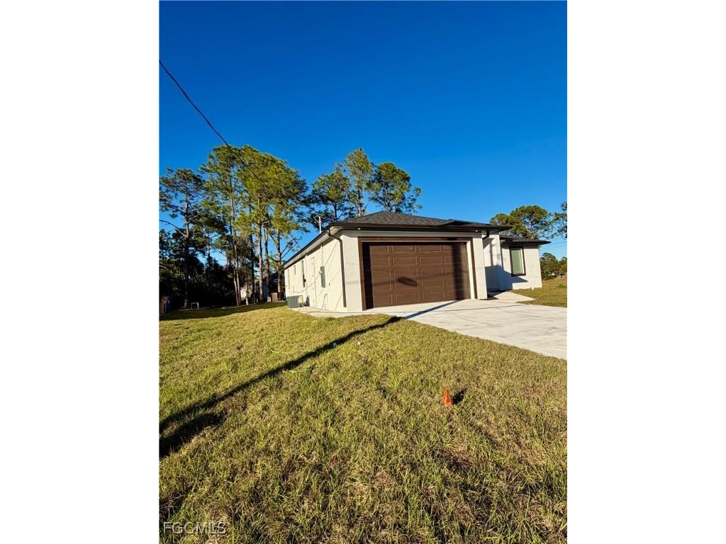 3155 Sunshine Boulevard Lehigh Acres FL 33971 2026003407 image4