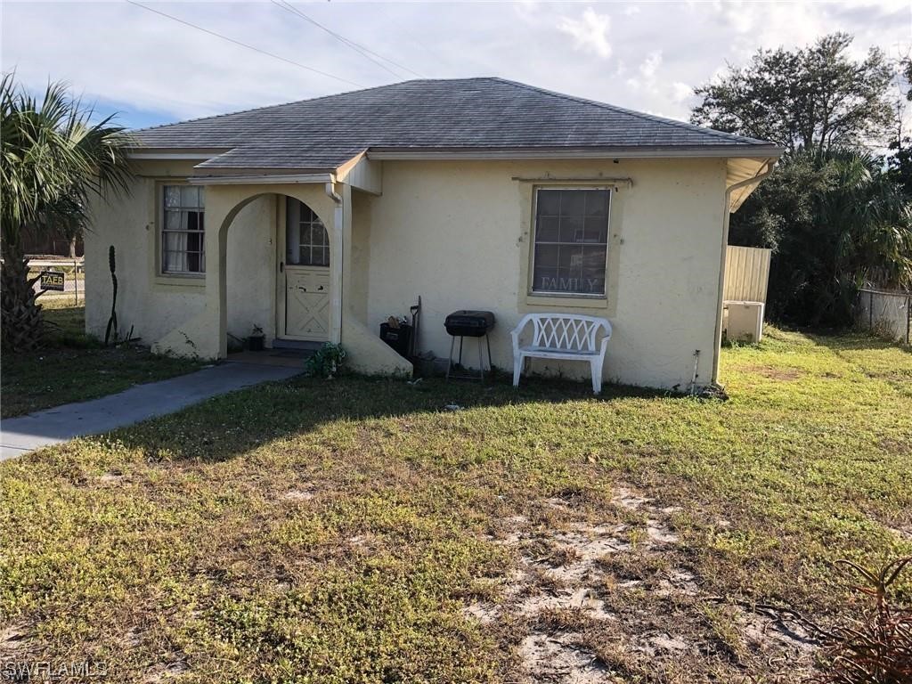 3156 Market Street Fort Myers FL 33916 223016724 image1
