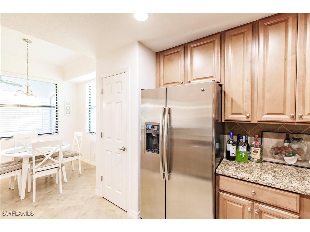 3157 Aviamar Circle #102 Naples FL 34114 225066522 image13