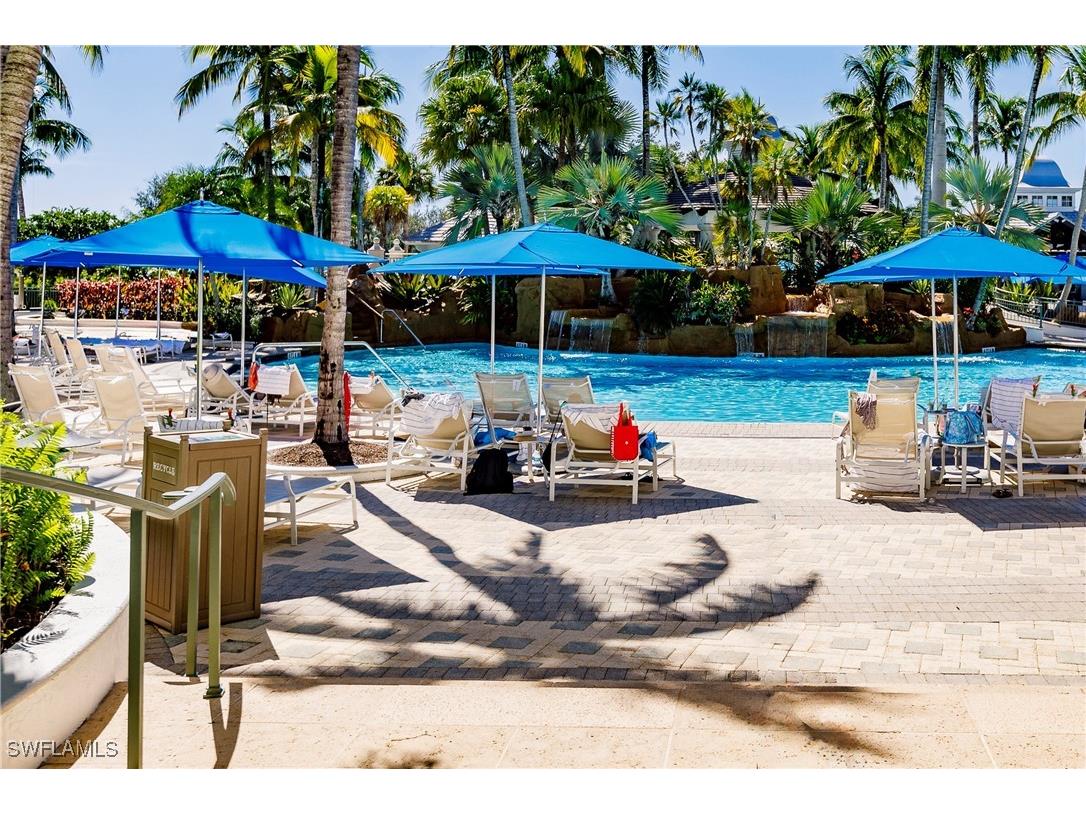 3157 Aviamar Circle #102 Naples FL 34114 225066522 image46