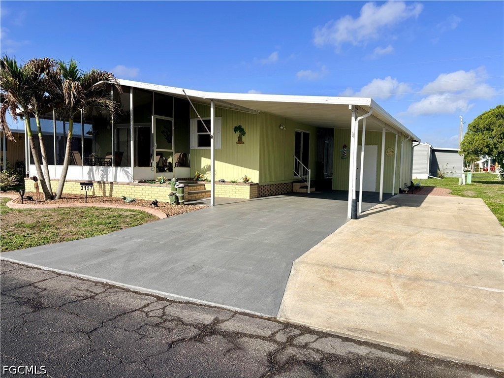 3157 Orchard Drive North Fort Myers FL 33917 2026014674 image2