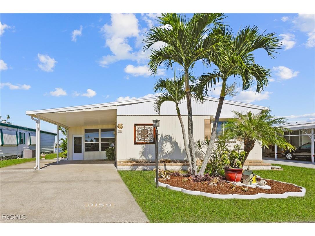 3159 Indian Village Lane North Fort Myers FL 33917 2025018762 image1