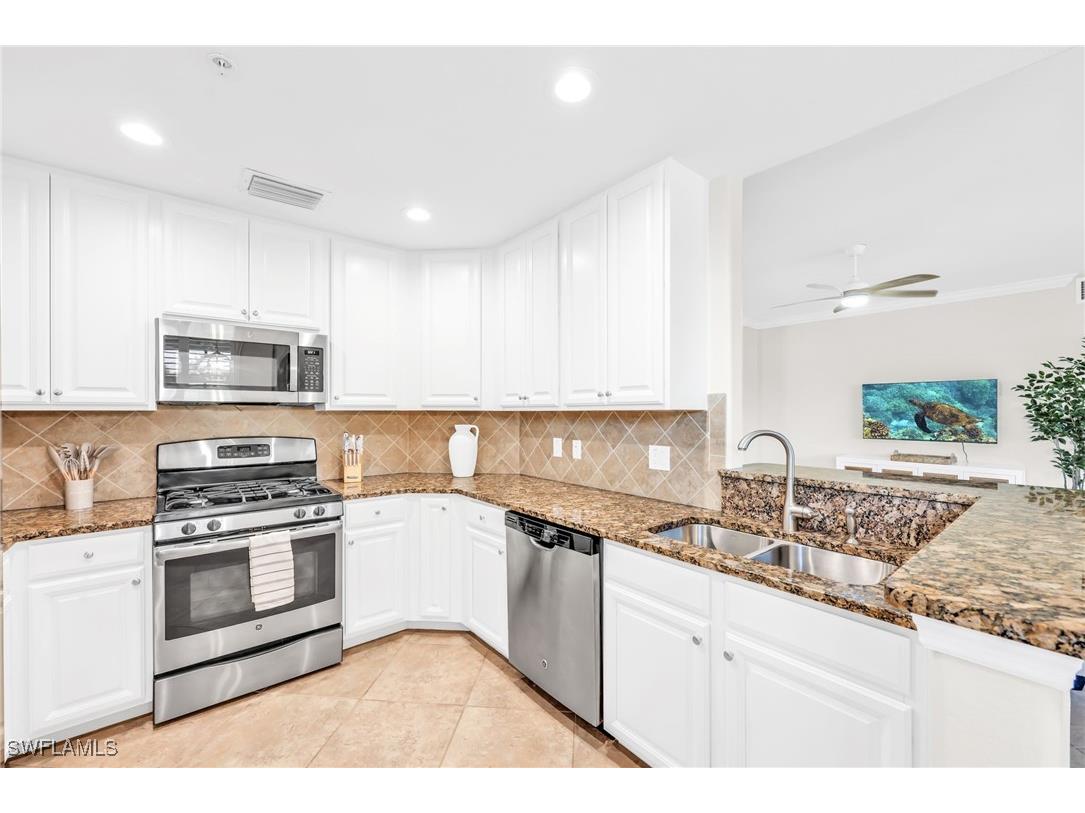 3159 Serena Lane #102 Naples FL 34114 225084256 image14