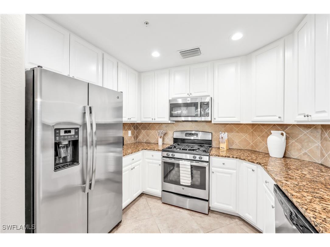 3159 Serena Lane #102 Naples FL 34114 225084256 image16