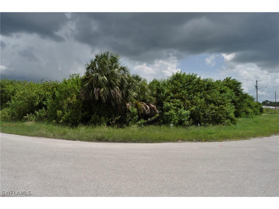 316/318 Peerless Street Lehigh Acres FL 33974 224055444 image1