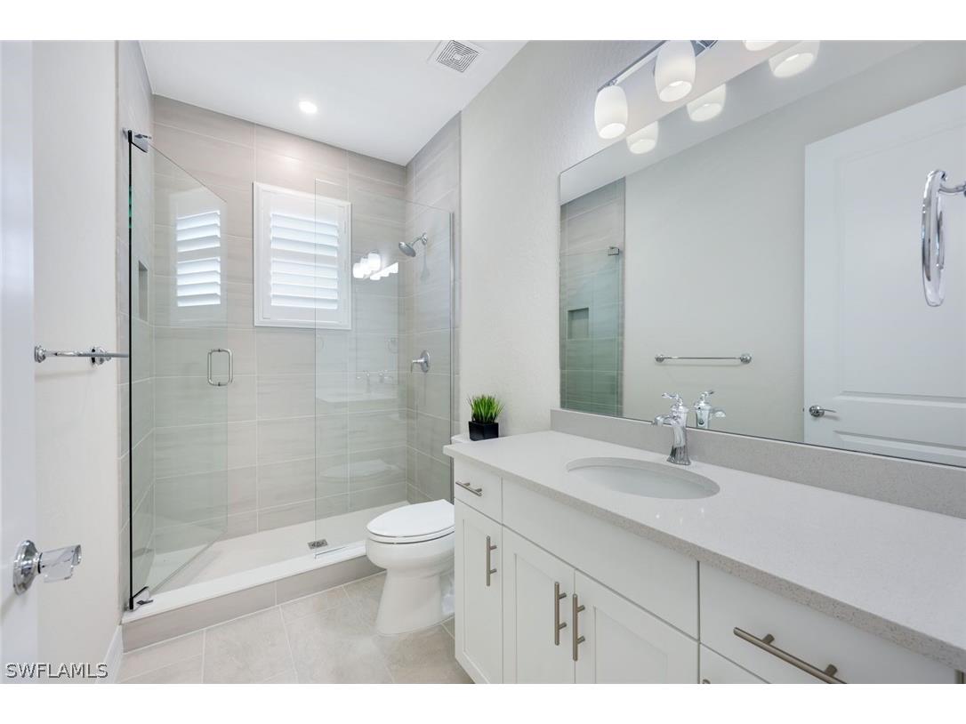 316 Indies Drive W #201 Naples FL 34114 226006856 image11