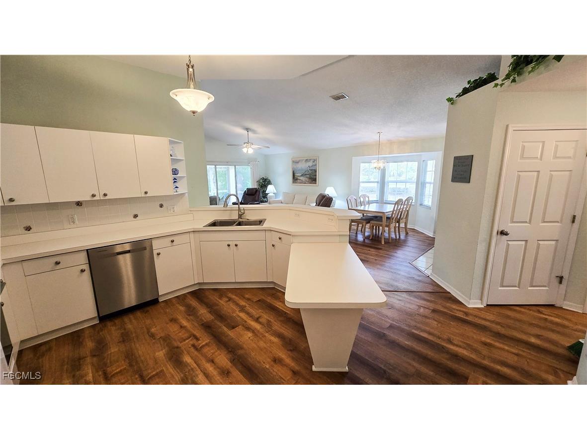 316 Islamorada Boulevard Punta Gorda FL 33955 2026002530 image7