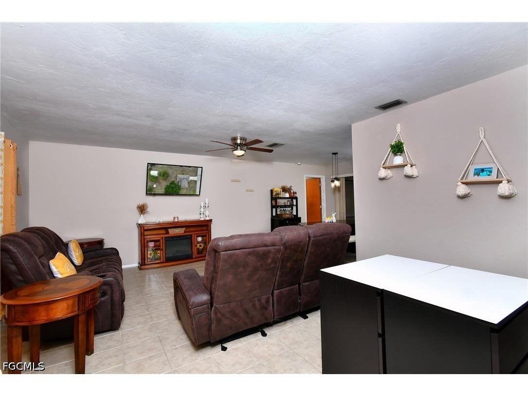 316 North Avenue Lehigh Acres FL 33936 2026022621 image4