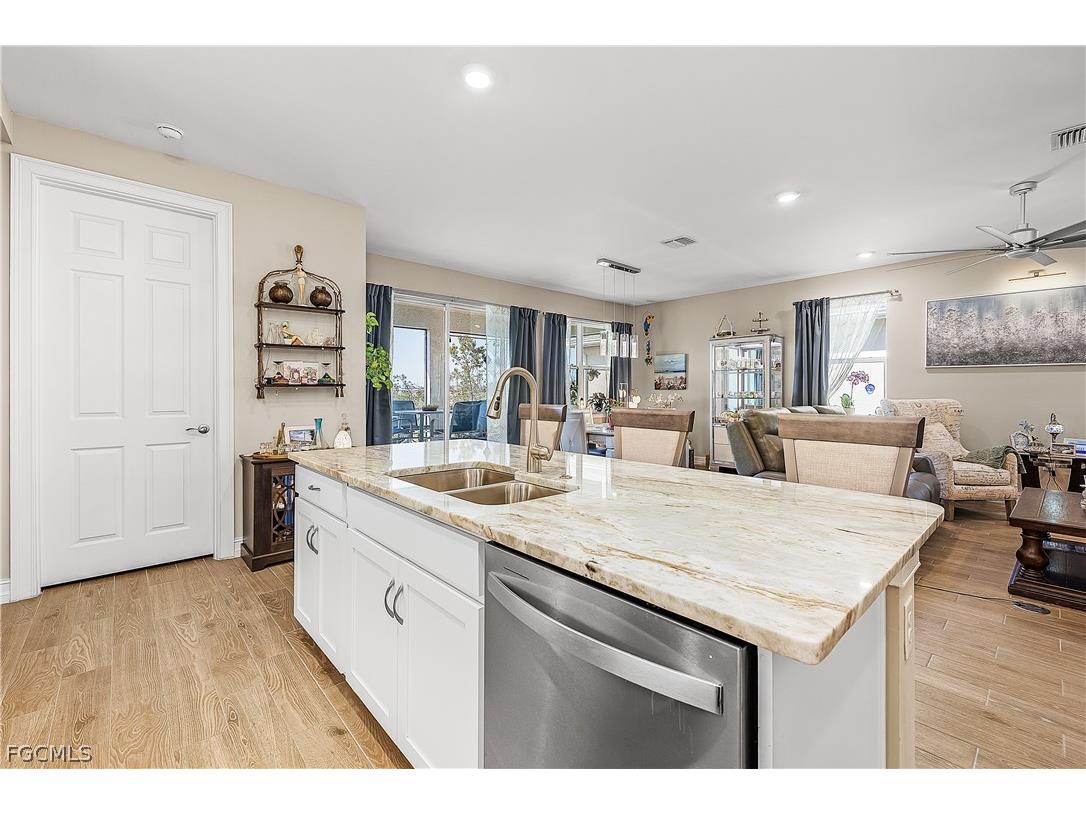 316 Spring Hill Lake Loop Cape Coral FL 33993 2026013034 image10