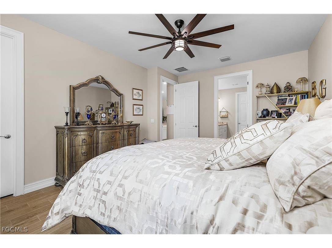 316 Spring Hill Lake Loop Cape Coral FL 33993 2026013034 image14