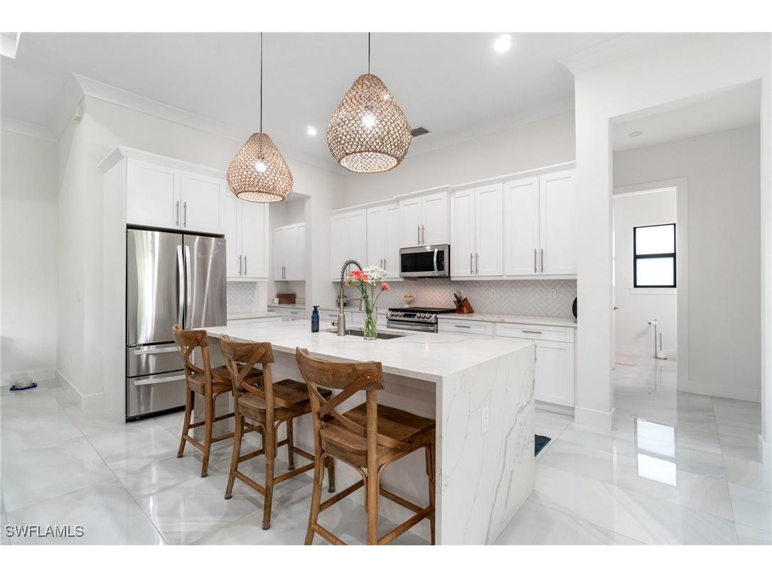 3160 Safe Harbor Drive Naples FL 34117 225080238 image4