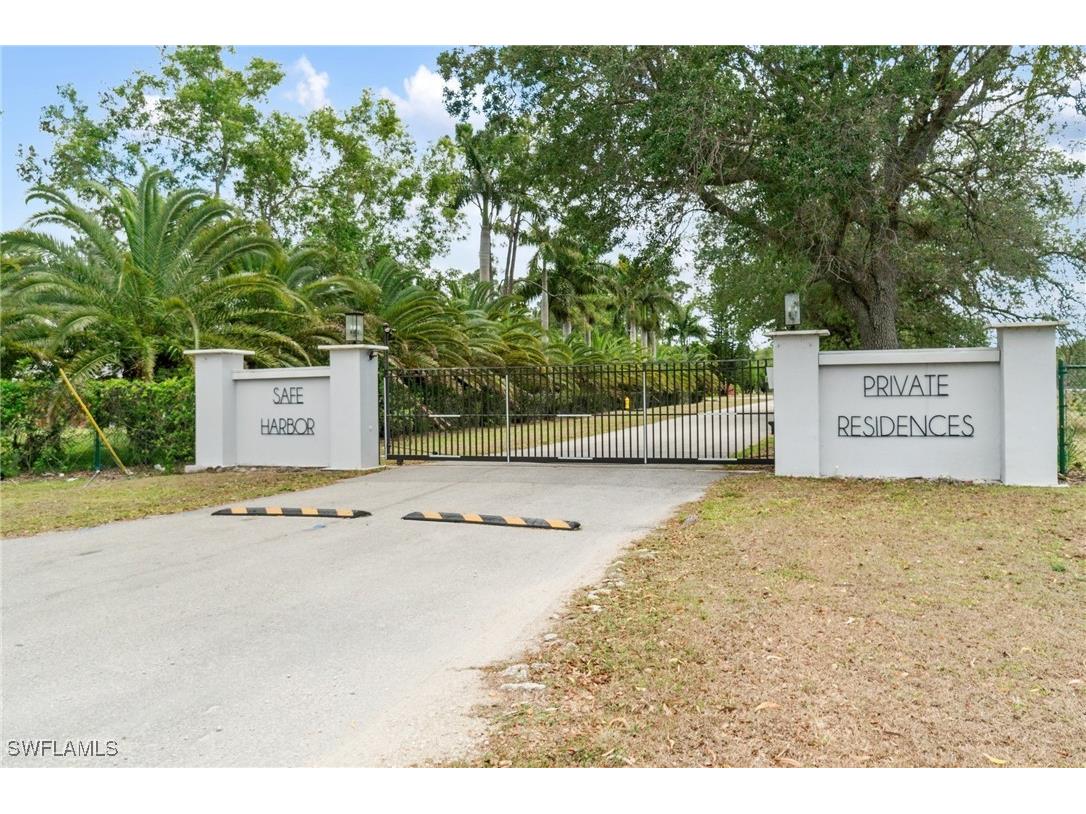 3160 Safe Harbor Drive Naples FL 34117 225080238 image42