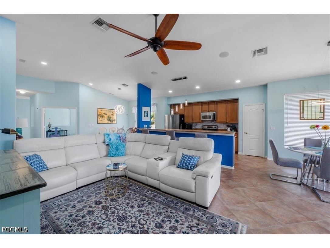 3160 Sea Trawler Bend #1203 North Fort Myers FL 33903 2026016237 image4