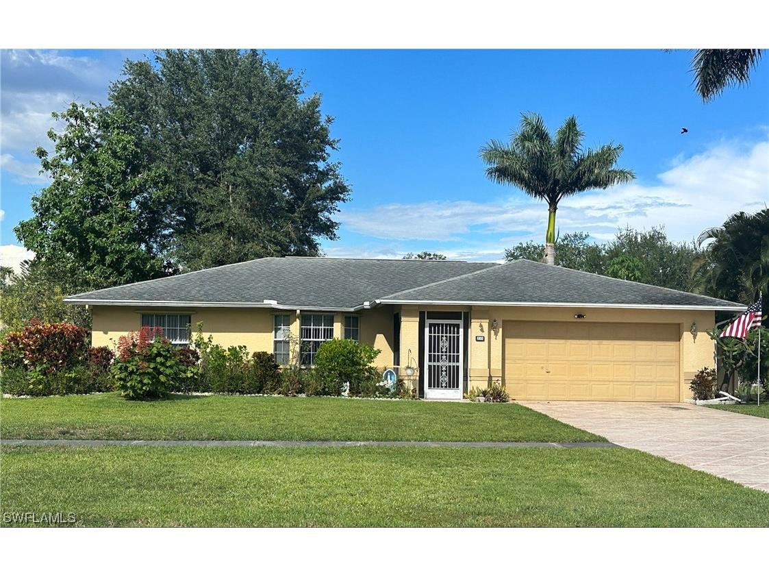 3160 Valencia Drive Naples FL 34120 223040160 image1