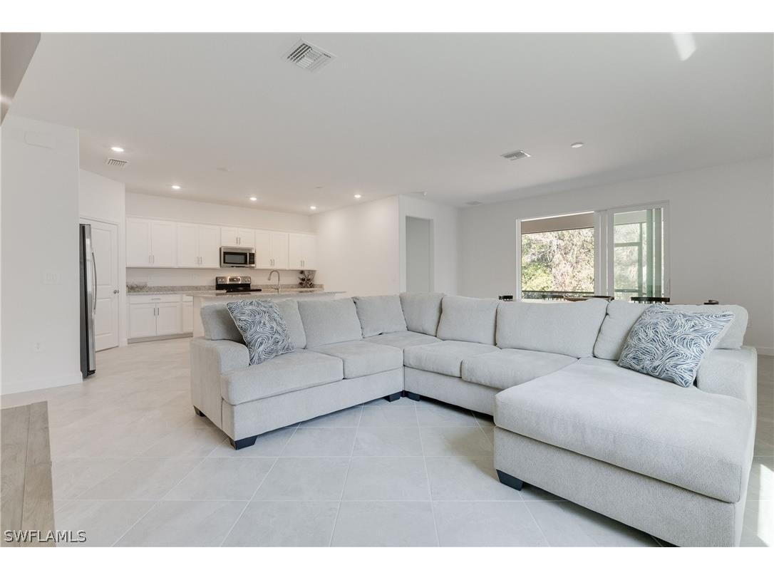 3160 Weston Manor Drive Alva FL 33920 226007629 image5