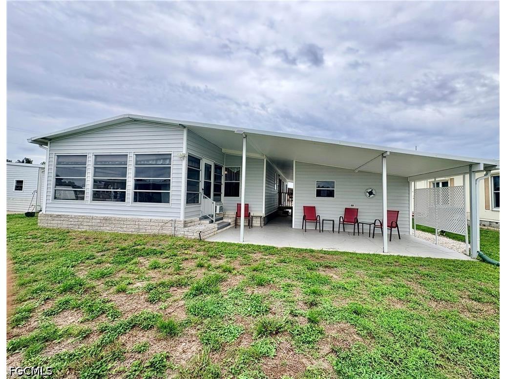 3163 Indian Village Lane North Fort Myers FL 33917 2026024723 image4