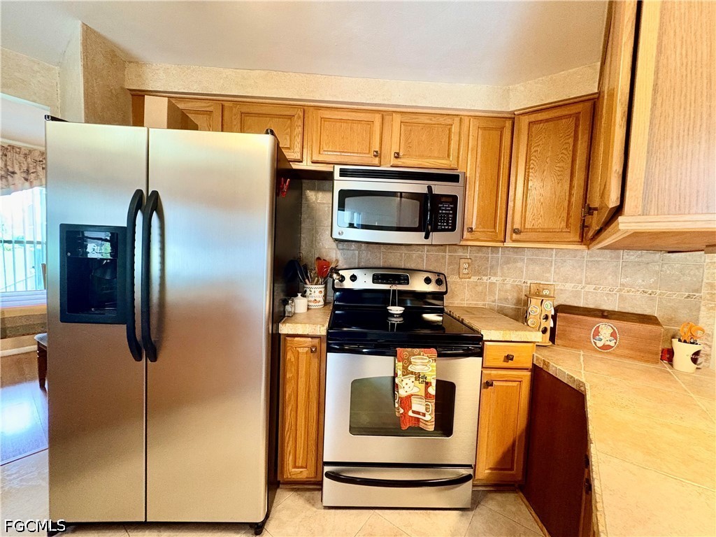 3163 Indian Village Lane North Fort Myers FL 33917 2026024723 image8