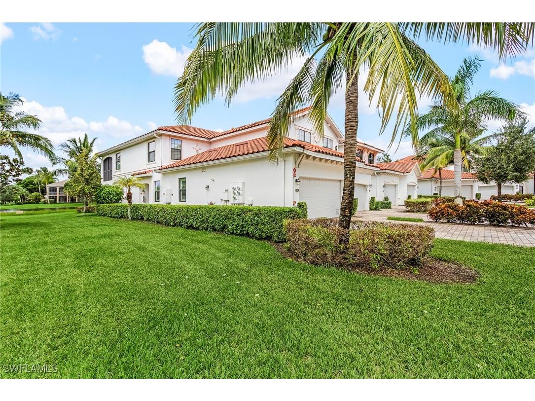 3163 Serena Lane #101 Naples FL 34114 225071133 image2