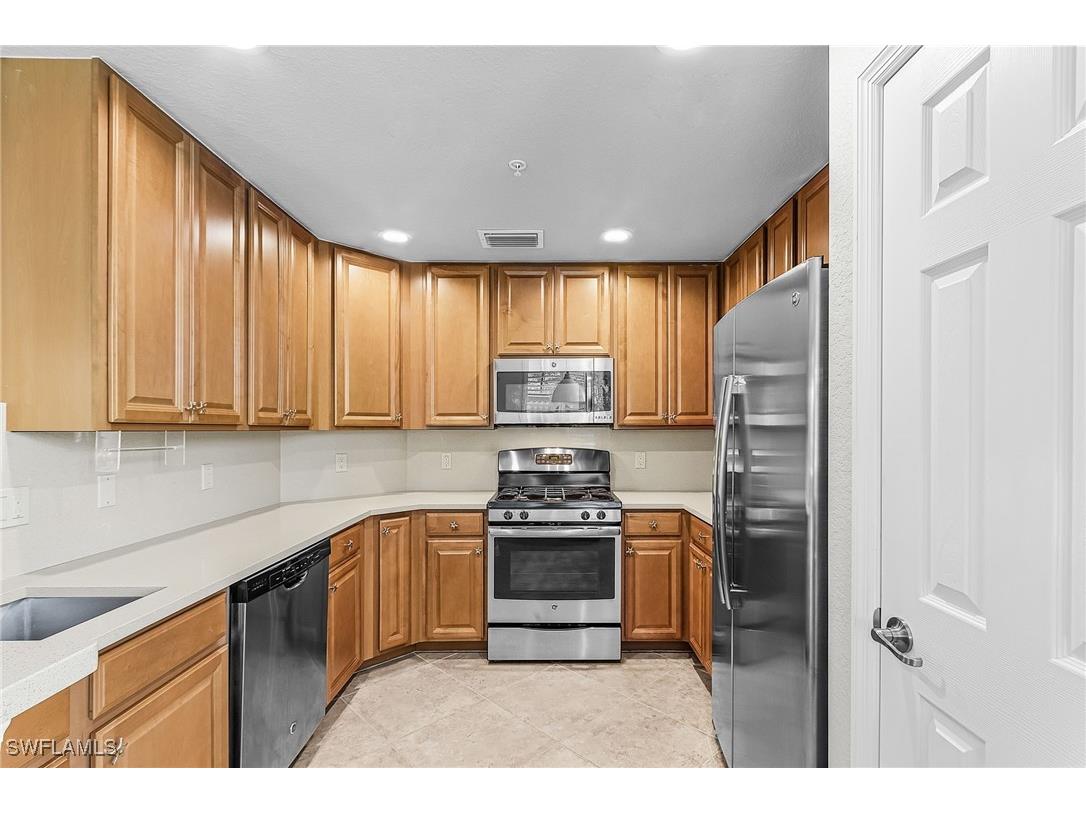 3163 Serena Lane #101 Naples FL 34114 225071133 image8