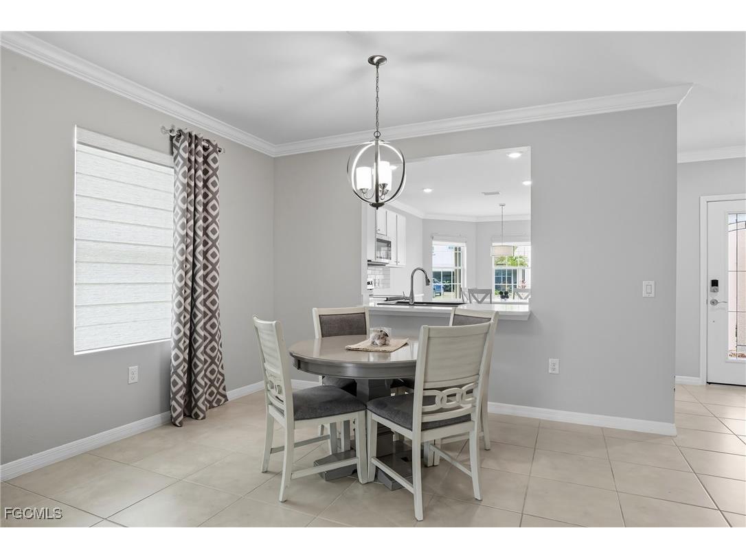 3164 Estancia Lane Cape Coral FL 33909 2025009899 image10