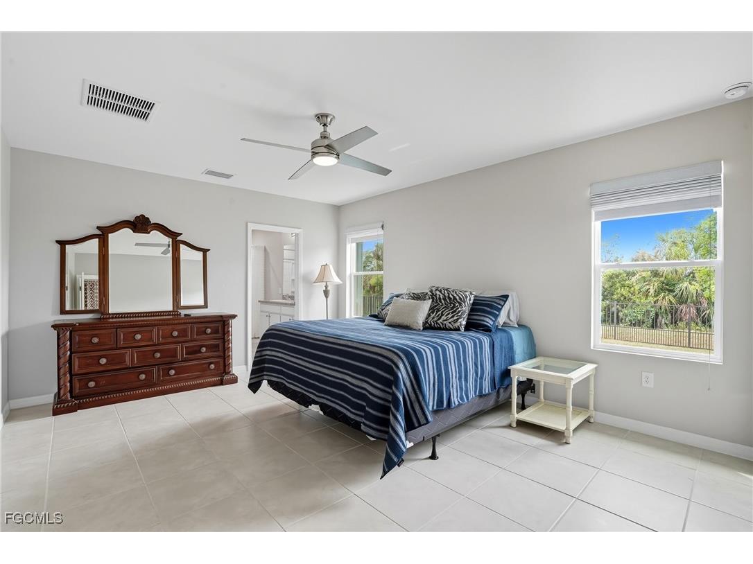 3164 Estancia Lane Cape Coral FL 33909 2025009899 image18