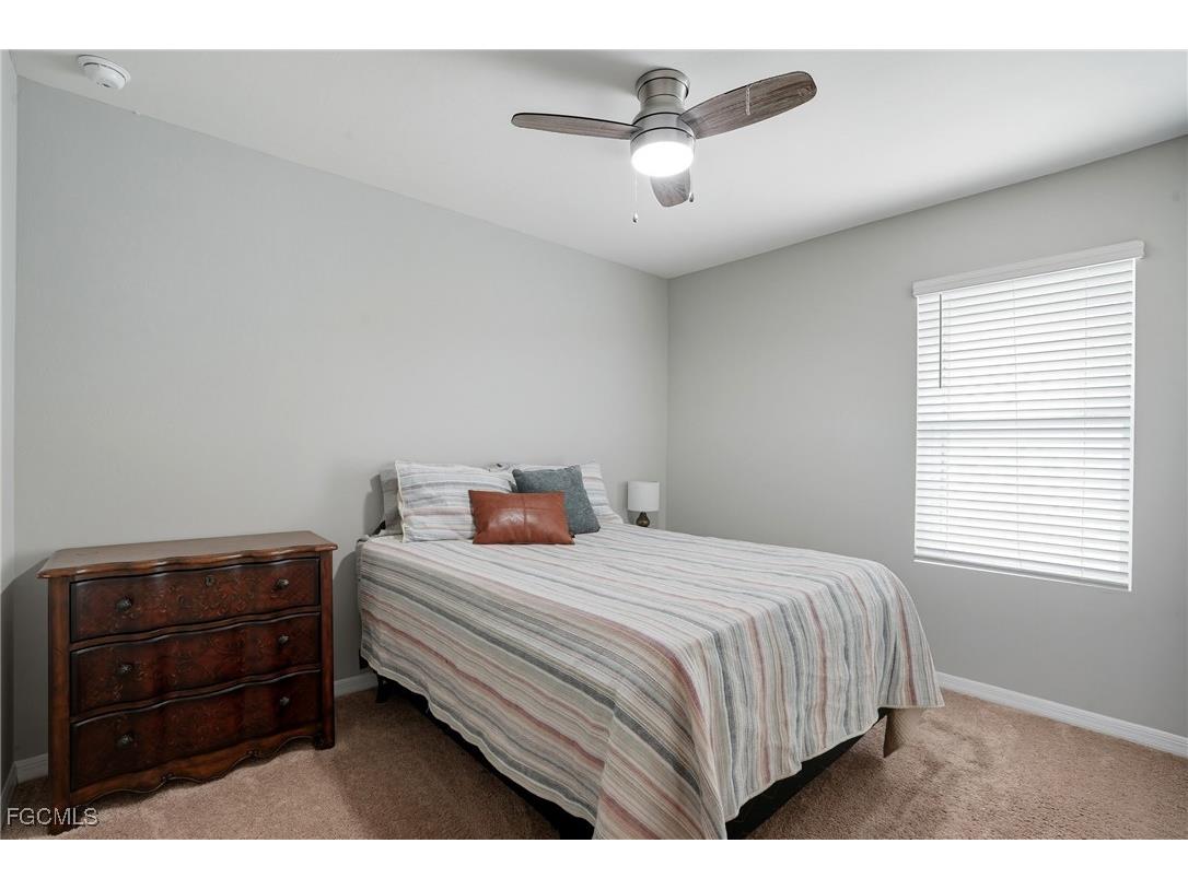 3164 Estancia Lane Cape Coral FL 33909 2025009899 image24