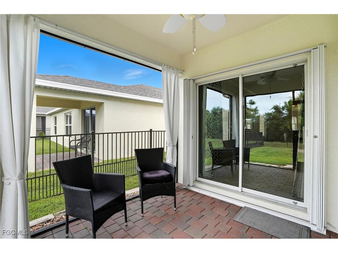 3164 Estancia Lane Cape Coral FL 33909 2025009899 image29