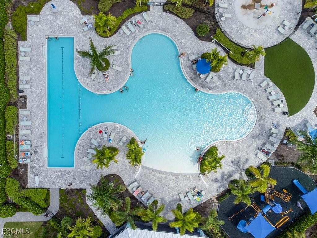 3164 Estancia Lane Cape Coral FL 33909 2025009899 image36