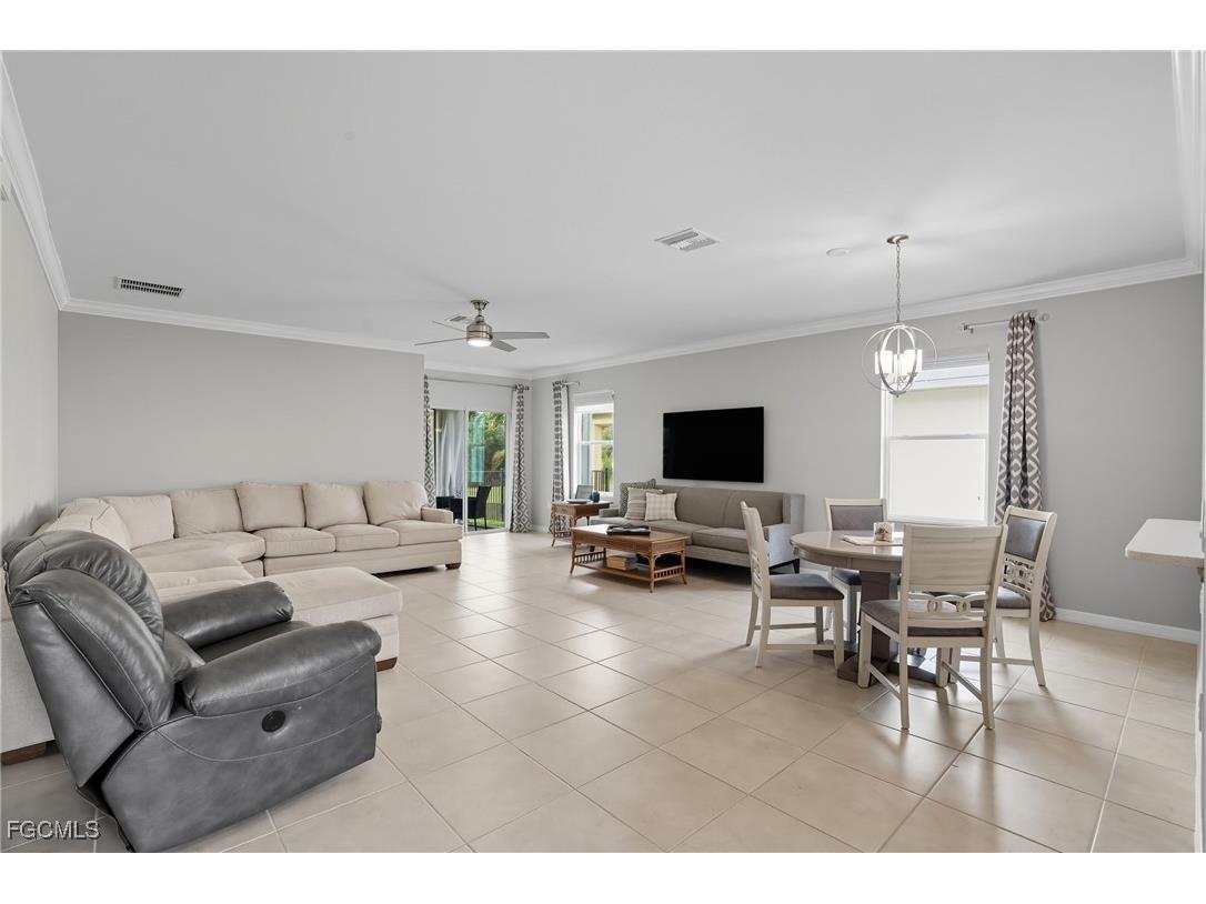 3164 Estancia Lane Cape Coral FL 33909 2025009899 image5