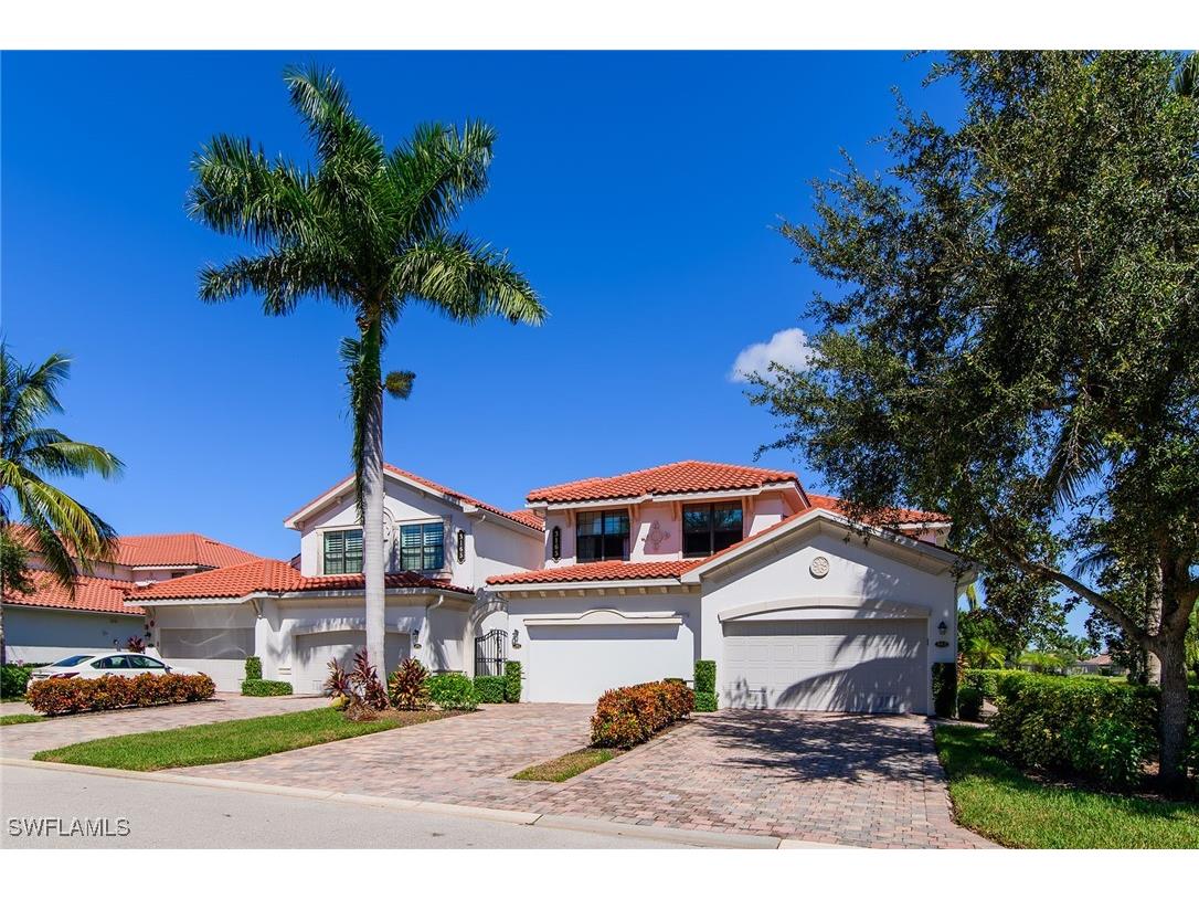 3165 Aviamar Circle #102 Naples FL 34114 225075081 image1